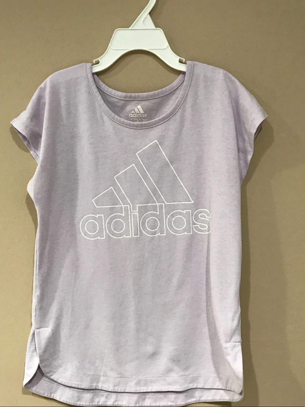 🍏 Adidas Girl’s Lavender Short Sleeved Top, Size S (7-8 years)